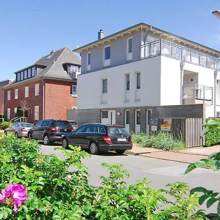 Strandhues, Whg 1
